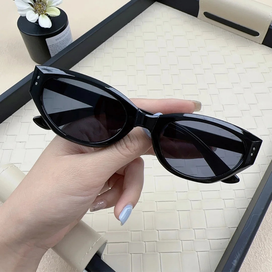 Minimalist Oval Cat-eye Glasses Women's Fashion Outdoor Folding Sunglasses Sun Shading UV Sunscreen Glasses Stylish Accessory