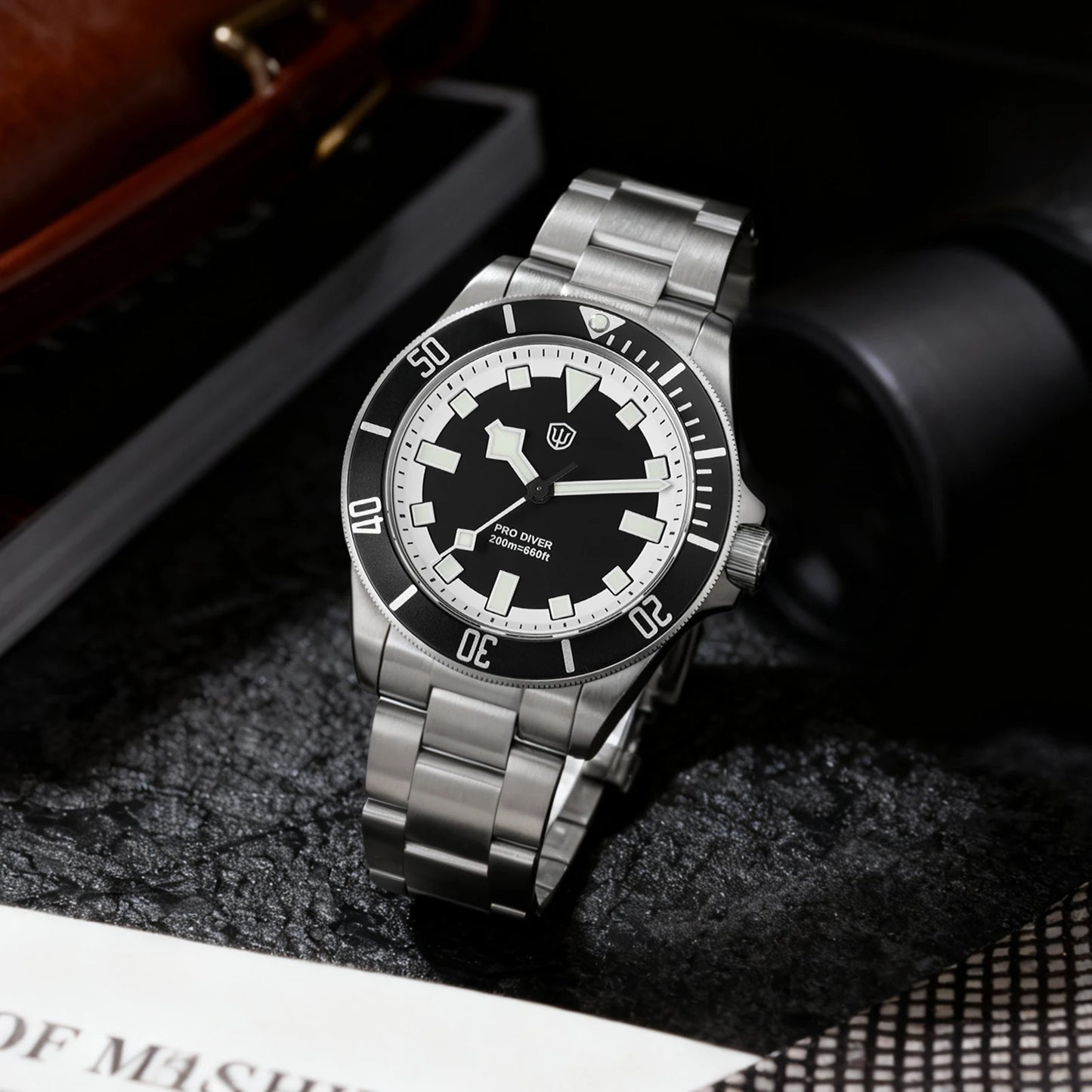 Watchdives WD1969 PRO Men Quartz Watch Sapphire Crystal Luminous Waterproof VH31Sweep Seconds Movement Stainless Steel Watches