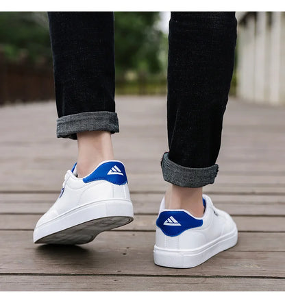 Men's Casual Skateboarding Shoes White Outdoor Leisure Sneakers Breathable Walking Shoes Flat Shoes Chaussure Homme 39-48