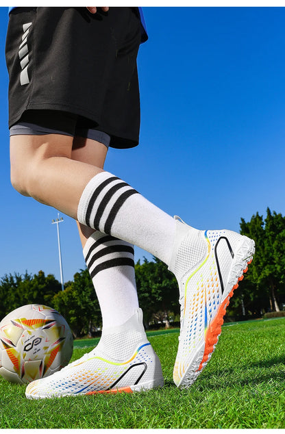 New Men's Soccer Shoes Hot Sale High-Quality Football Boots Women Unisex Futsal Cleats Ultralight Professional TF/FG Sneakers