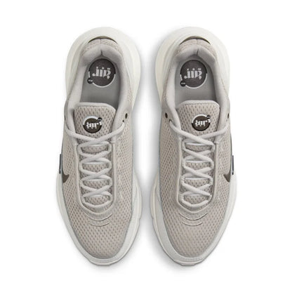 Nike Damen-Laufschuhe mit Air-Dämpfung im Fersenbereich, reaktionsfreudige Dämpfung fürs Training, neu, leicht, bequem, stützend und strapazierfähig, für Pendeln, Sport und Laufen, Air Max Pulse Retro-Tech-Style, modische, vielseitige Casual-Sportschuhe