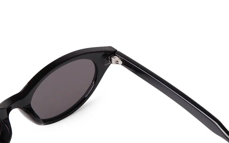 Trend Tortoise Shell Cat Eye Sunglasses 2025 Women Men Brand Designer Sun Glasses Cateye Rivets Narrow Frame Shades Female UV400