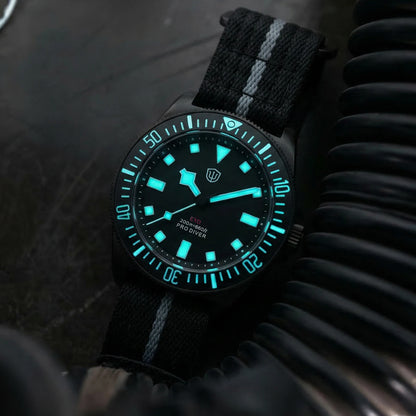 Watchdives EXD 40Mm Titanium Dive Watch Men's VH31 Sweep Quartz Watches 200 Waterproof AR Sapphire BGW9 Luminous 316L Wristwatch