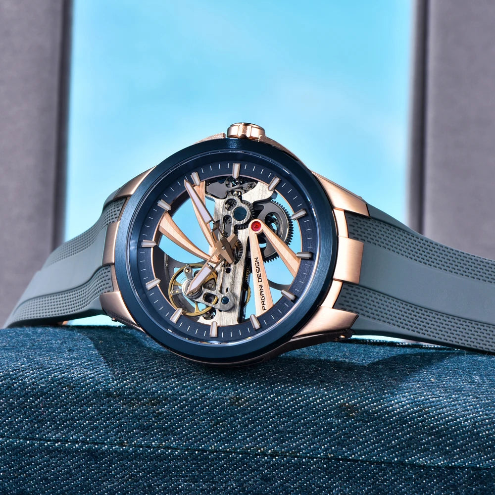 Ceas pentru bărbați PAGANI DESIGN – Model mecanic automat de lux, de tip „schelet” (cu mecanism expus), dotat cu un tourbillon, sticlă de safir cu tratament antireflex, rezistent la apă și luminescent.
