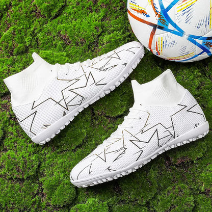 Une paire de chaussures de football en cuir pour jeunes, quatre saisons, avec détails en clous, design robuste à tige haute, tailles 35-46, JC-23152-1