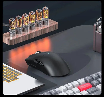 ATTACK SHARK X11SE ultraleichte kabellose Gaming-Maus, 20Millionen Klicks Lebensdauer, PAW3311 Gaming, 22KDPI, 400IPS, 40G, 1KHz, 65 Stunden, 30mAH