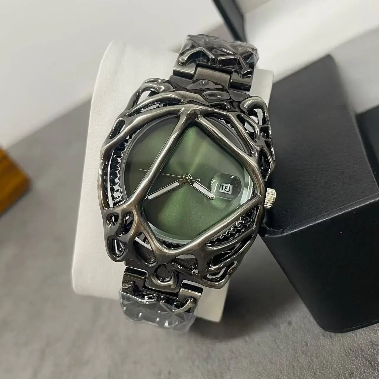 Unique Minimalism Men's Watches Irregular Dial Design Fashion Casual Street Punk Gothic Y2k Wristwatch for Men Black Color Gift