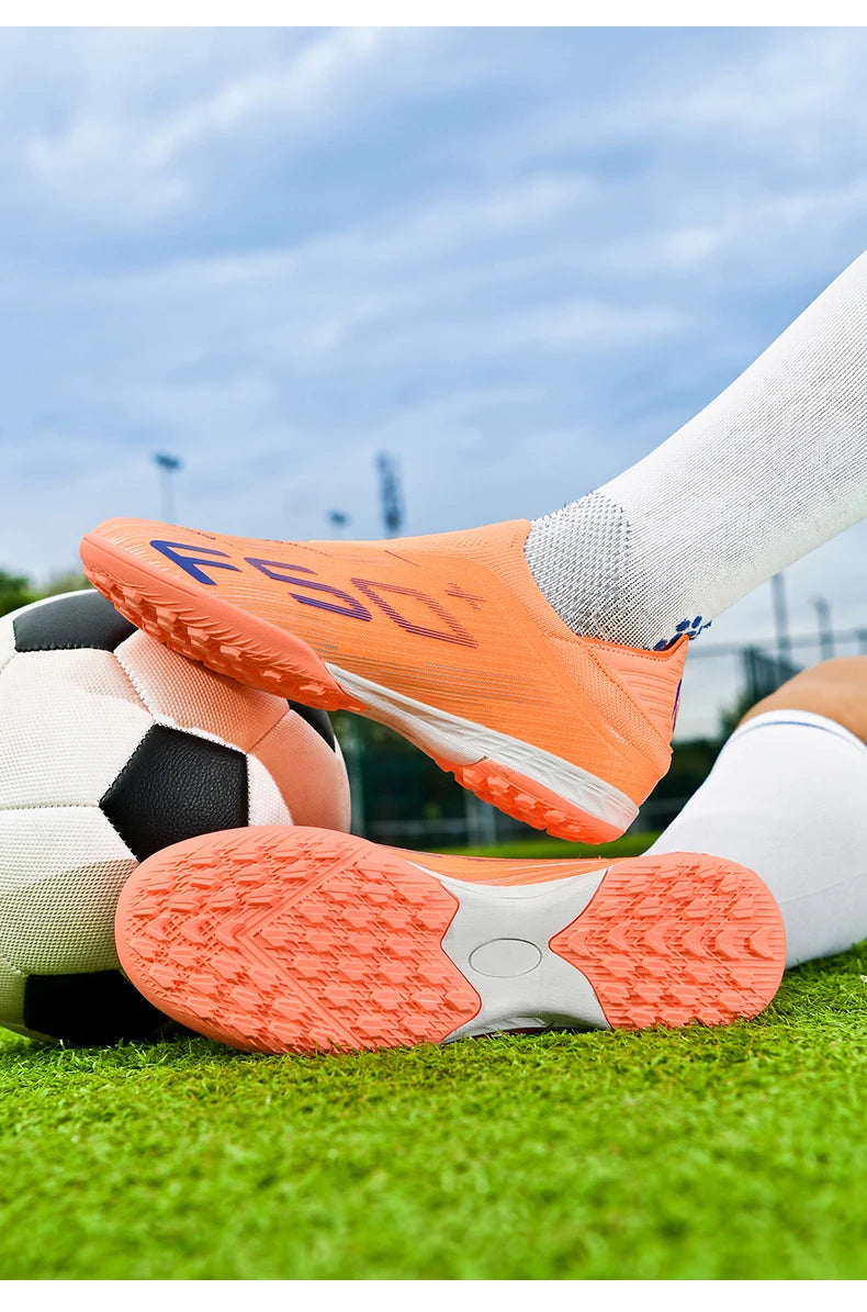 Nauji vyriški futbolo bateliai dirbtinei vejai, patogūs, itin lengvi futbolo batai, neslystantys sportiniai FG bateliai žolei, salės futbolui, suaugusiesiems, neslystantys