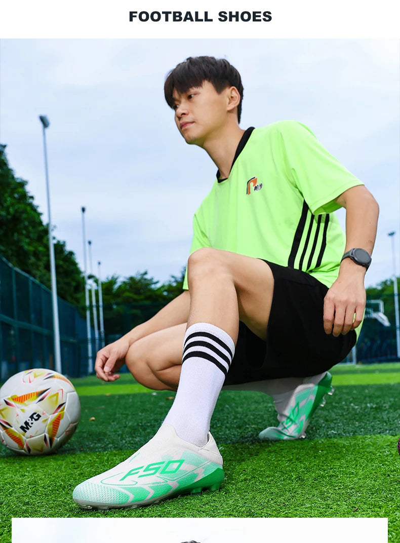 New Men's Football Boots Non-Slip Boys Outdoor Hot-Selling Soccer Shoes Grass Match Sneakers High-Quality Cleats High-Top Lightweight