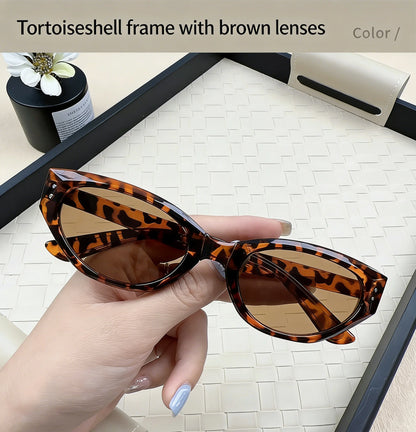 Minimalist Oval Cat-eye Glasses Women's Fashion Outdoor Folding Sunglasses Sun Shading UV Sunscreen Glasses Stylish Accessory