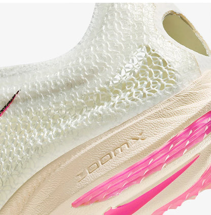 Nike äkta sportiga fotbollsskor för män och kvinnor, trendiga och praktiska för träning, modell CD4385-101