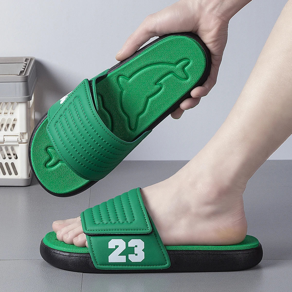 Åndbare sommer-flip-flops til mænd – lette, hurtigtørrende hjemmesko – komfortable indendørs- og udendørs-sandaler – vandtætte strandsko