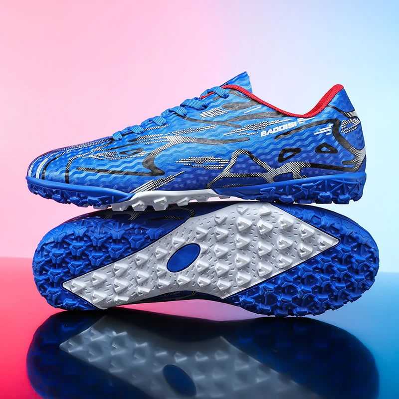 New Men Soccer Shoes Sport Training Football Boots Soft Ultralight Breathable Professional Sneakers Unisex Grass Cleats Match