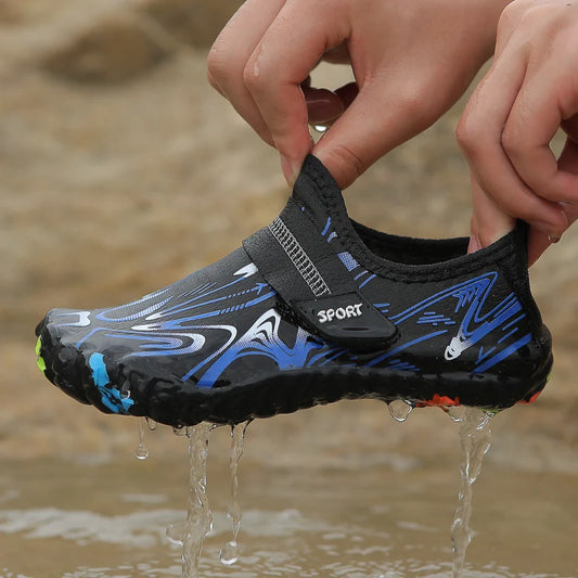 NOWE dziecięce buty plażowe do szybkiego nurkowania dla chłopców i dziewczynek Qianjiang, buty do pływania, buty na podłogę do fitnessu w pomieszczeniach, buty łazienkowe 29-38#
