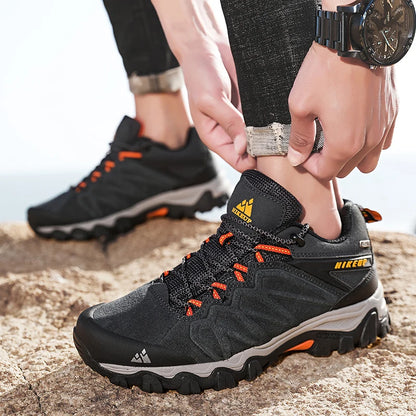 HIKEUP High Quality Leather Hiking Shoes Durable Outdoor Sport Men Trekking Leather Shoes Lace-Up Climbing Hunting Sneakers