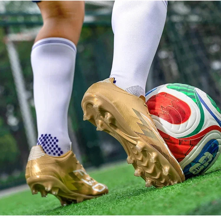 Nouvelles chaussures de football pour hommes, chaussures d'entraînement, baskets professionnelles, chaussures de match sur gazon, chaussures de football antidérapantes pour l'extérieur, chaussures de sport ultralégères,