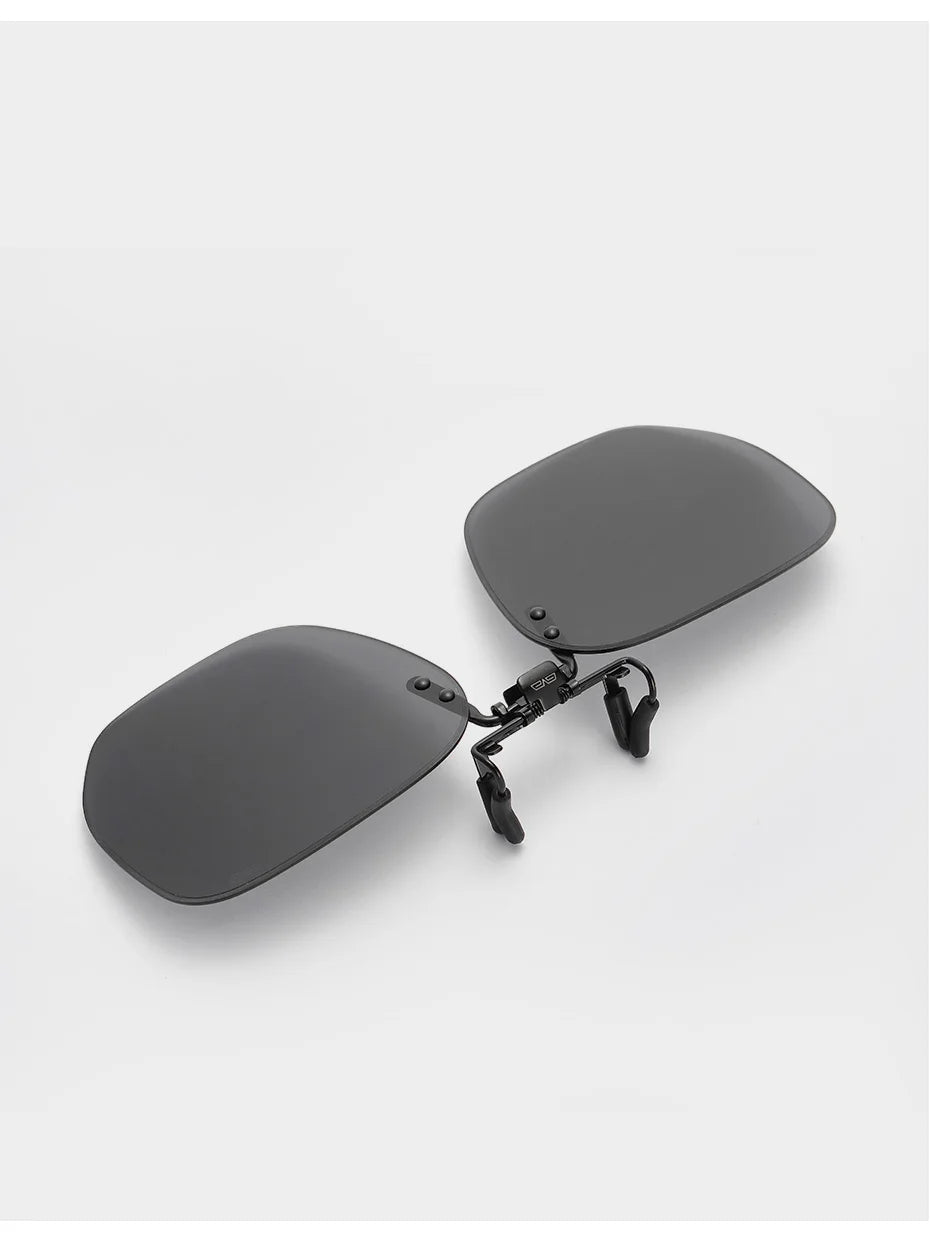 CAPONI New Sunglasses Clip For Men Square Polarized Photochromic Glasses Clip Flipped Up Protect Eyes Light Clip On Frame BS1103