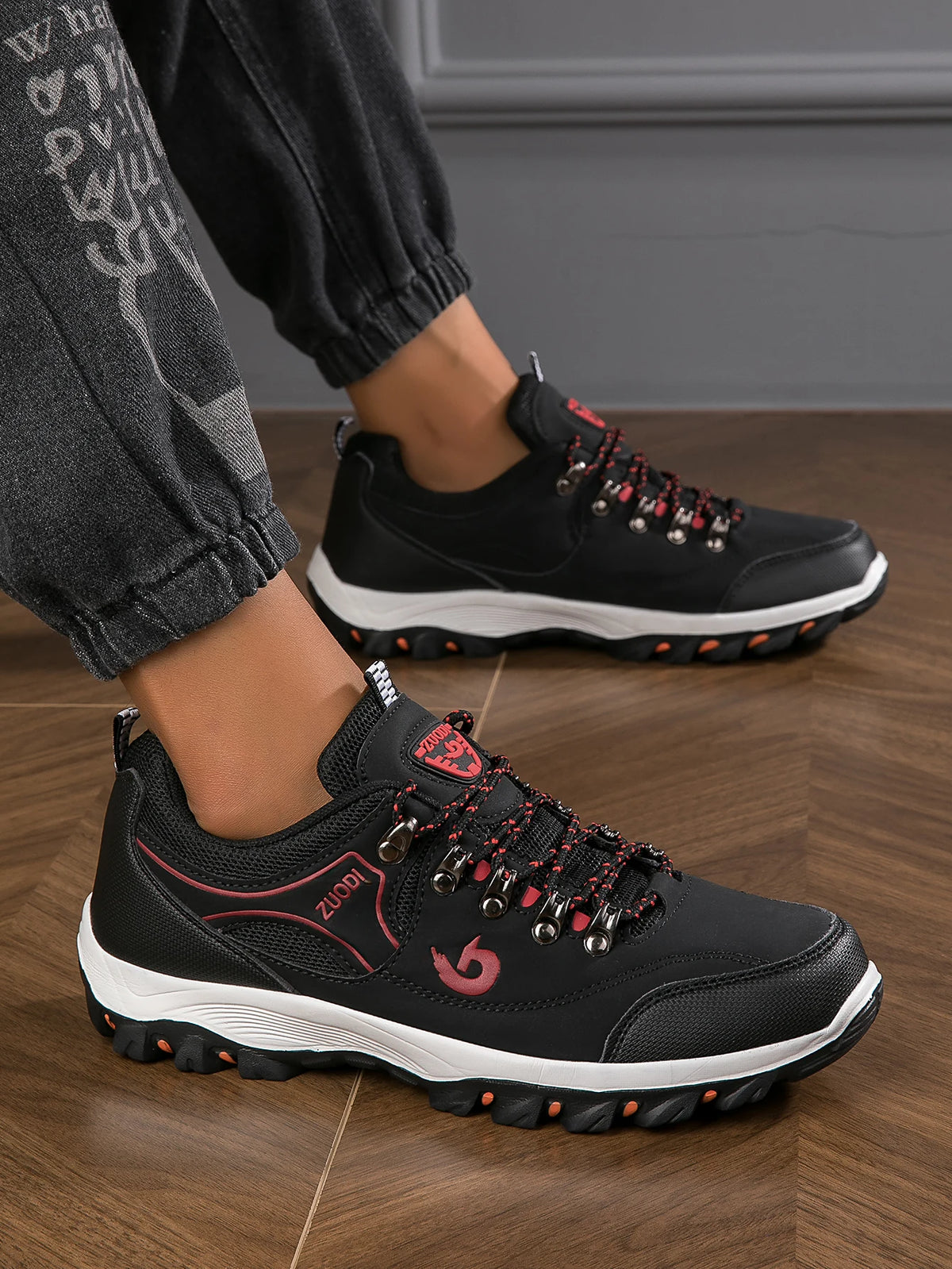New Men's Hiking Shoes Breathable Hiking Sports Shoes Outdoor Ultra-light Non-slip Hiking Camping Running Hiking Sports Shoes