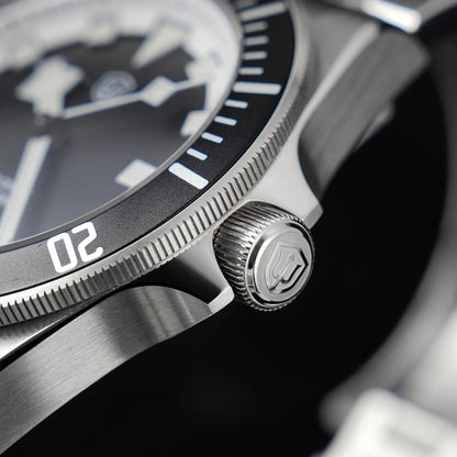 Watchdives WD1969 PRO Men Quartz Watch Sapphire Crystal Luminous Waterproof VH31Sweep Seconds Movement Stainless Steel Watches