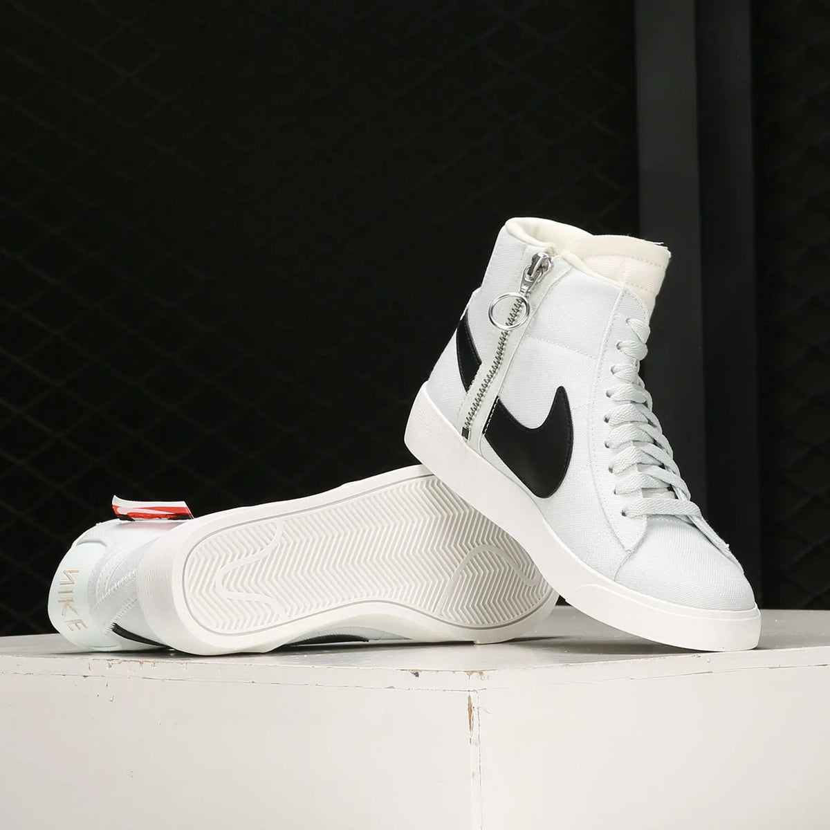 Nike originale, sæsonaktuelle, nye højtoppe casual-sko til kvinder BQ4022-400