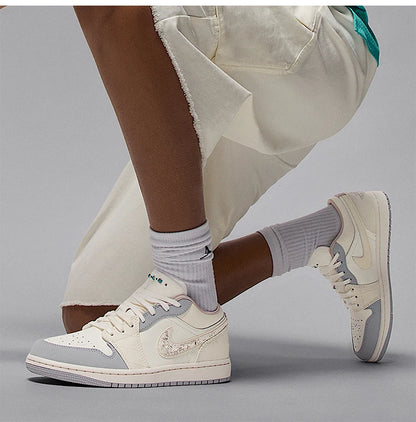 Nike genuine Air Jordan 1 Low Women's Durable Sports Shoes IH7323-100