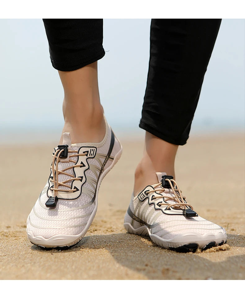 Novos sapatos aquáticos 2025 barefoot para praia e desporto, sapatos de natação antiderrapantes de alta qualidade, sapatos desportivos casuais de cinco dedos unissexo