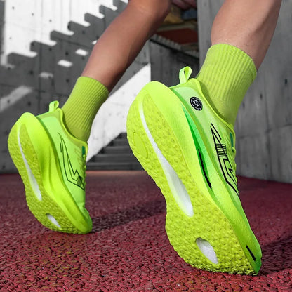 Men Running Shoes High-Quality Professional Training Lightweight Wear-Resistant Sports Flat Casual Sneakers for Men