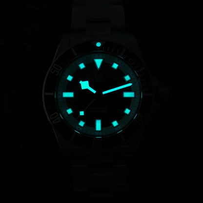 Watchdives WD1969 PRO Men Quartz Watch Sapphire Crystal Luminous Waterproof VH31Sweep Seconds Movement Stainless Steel Watches