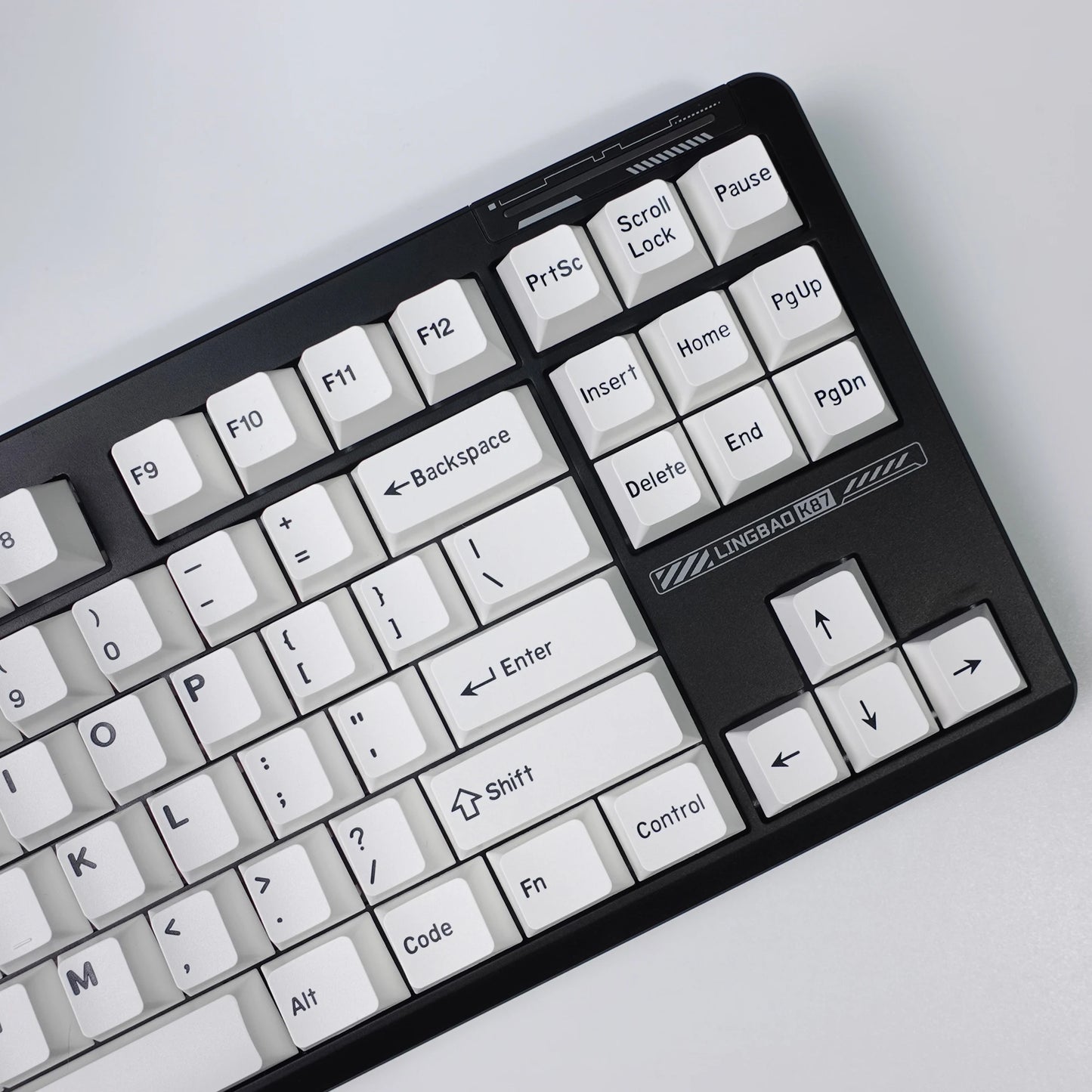KBDiy GMK BOW Keycaps Cherry Profile Retro White And Black Double Shot PBT Keycap 7u for Mechanical Gaming Keyboard Key Caps Set