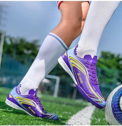 Nouvelles chaussures de football pour hommes, crampons de futsal, chaussures de soccer, chaussures de match, baskets d'intérieur de haute qualité, best-seller, antidérapantes, pour entraînement et extérieur