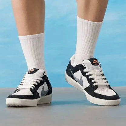Populära Nike Men SB FORCE 58 låga retro-skateskor – vårens mode, land- och surfstil, avslappnade sneakers DV5477-012