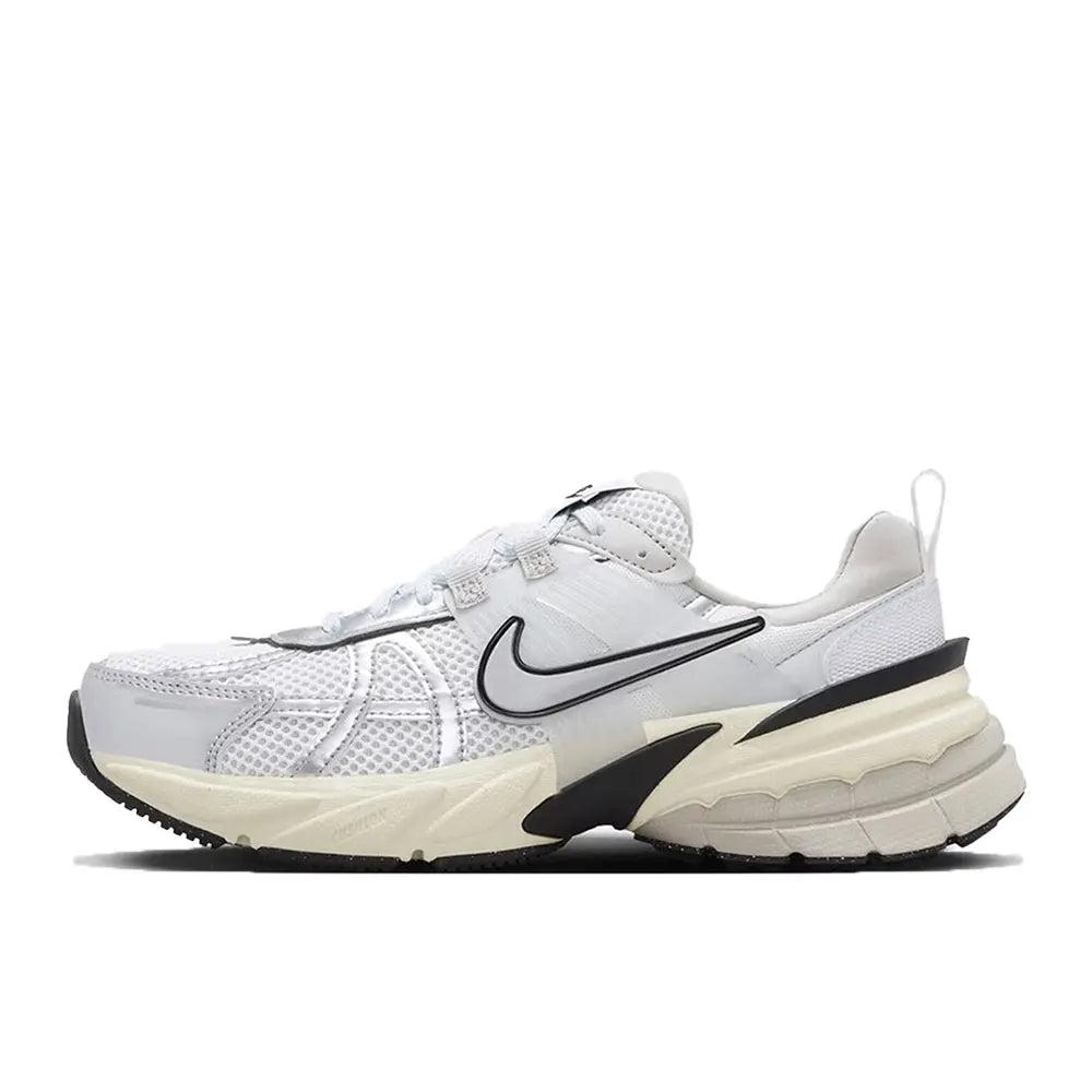 Nike V2K Run Sneakers Iconic Architecture Responsive Feel Modern Lifestyle Essential Unisex FD0736-005