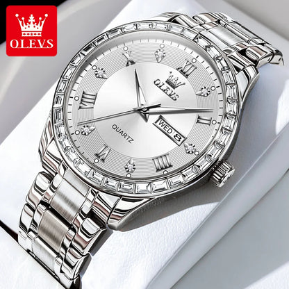 OLEVS 9906 kvartsarmbandsur för män, fyrkantig modell prydd med diamanter, armband i rostfritt stål, vattentätt, med dubbel kalender; ett originellt lyxarmbandsur, perfekt för arbetslivet.