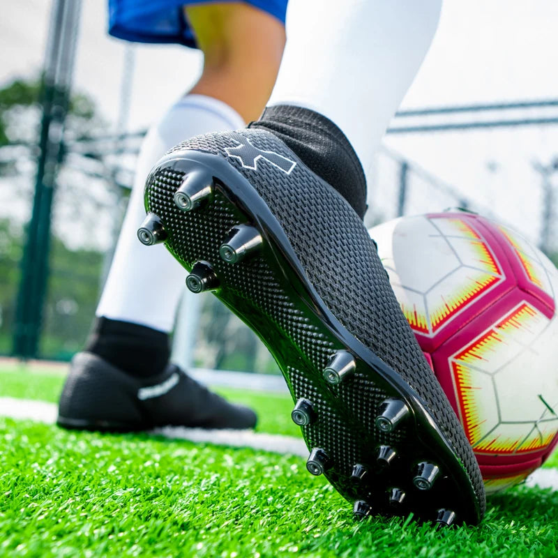 Quality Soccer Cleats for Men Soccer Shoes Society Boys Football Boots Children Football Shoes Sneakers Unisex Soccer Boots
