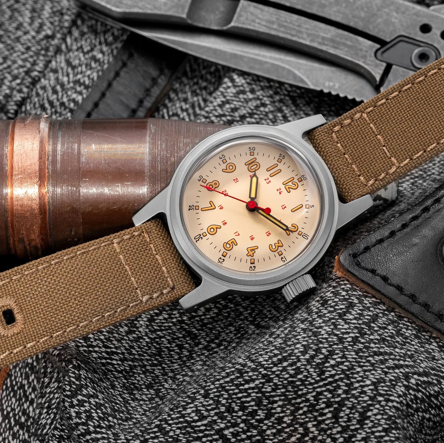 THORN Retro Military Watch 36mm Made of NH35A Movement SHY-043 Sport Watch Unisex Men's and Women's Luxury