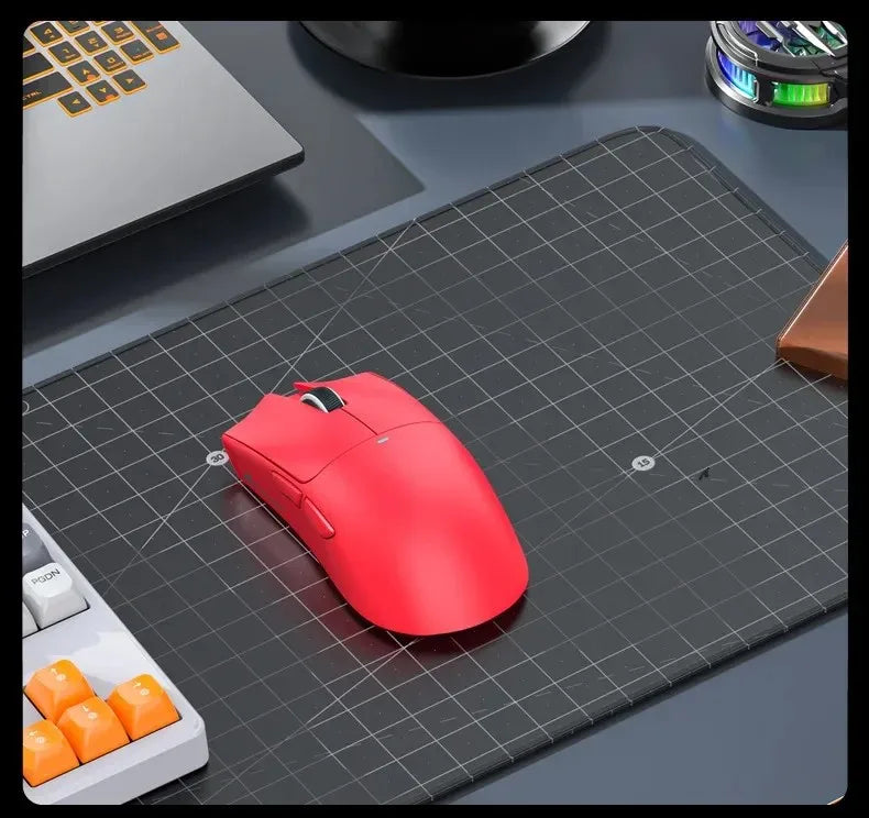 ATTACK SHARK X11SE ultraleichte kabellose Gaming-Maus, 20Millionen Klicks Lebensdauer, PAW3311 Gaming, 22KDPI, 400IPS, 40G, 1KHz, 65 Stunden, 30mAH