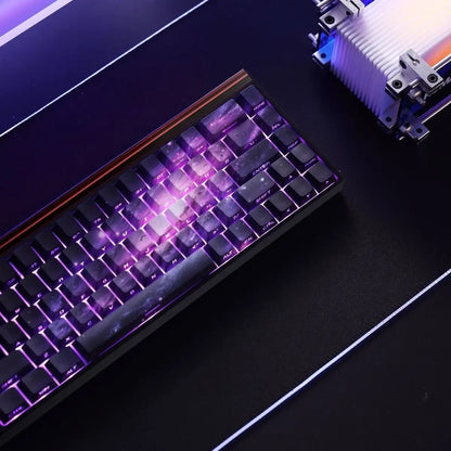 Keycap PBT trasparenti Cherry con incisione laterale e sfumatura Purple Galaxy, 135 tasti, compatibili con tastiere meccaniche 60/64/84/98/108
