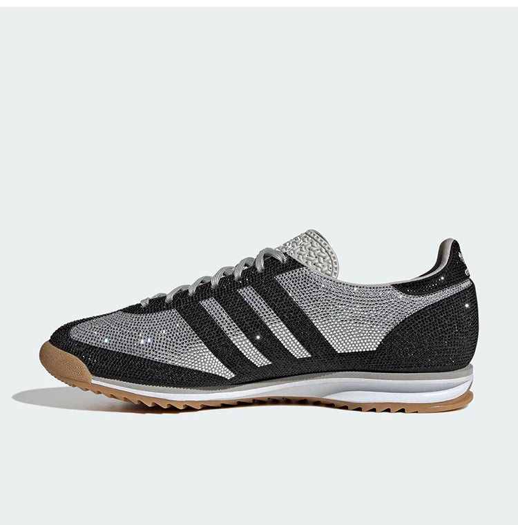 Adidas Original Clover Damen-Sportschuhe im klassischen Retro-Stil mit dünner Sohle KJ6151