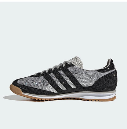 Adidas Original Clover Damen-Sportschuhe im klassischen Retro-Stil mit dünner Sohle KJ6151