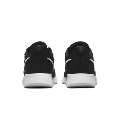 Nike TANJUN FLYEASE : chaussures de sport décontractées pour femme, antidérapantes et dotées d'un amorti durable, modèle DV7786-001