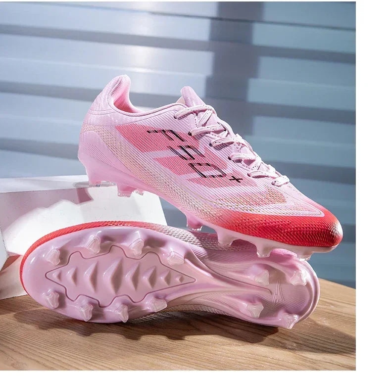 Nouvelles chaussures de football pour hommes, chaussures de soccer pour terrain en herbe, chaussures d'entraînement, chaussures de sport ultralégères, chaussures de match professionnelles, baskets antidérapantes unisexes.