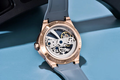 Ceas pentru bărbați PAGANI DESIGN – Model mecanic automat de lux, de tip „schelet” (cu mecanism expus), dotat cu un tourbillon, sticlă de safir cu tratament antireflex, rezistent la apă și luminescent.