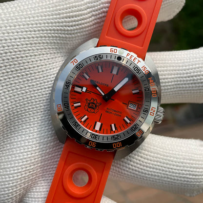 SD1967 Milled Clasp Bracelet Steel Bezel 43mm Steeldive Sapphire Glass 20ATM Water Resistant NH35 Automatic Man Dive Watch