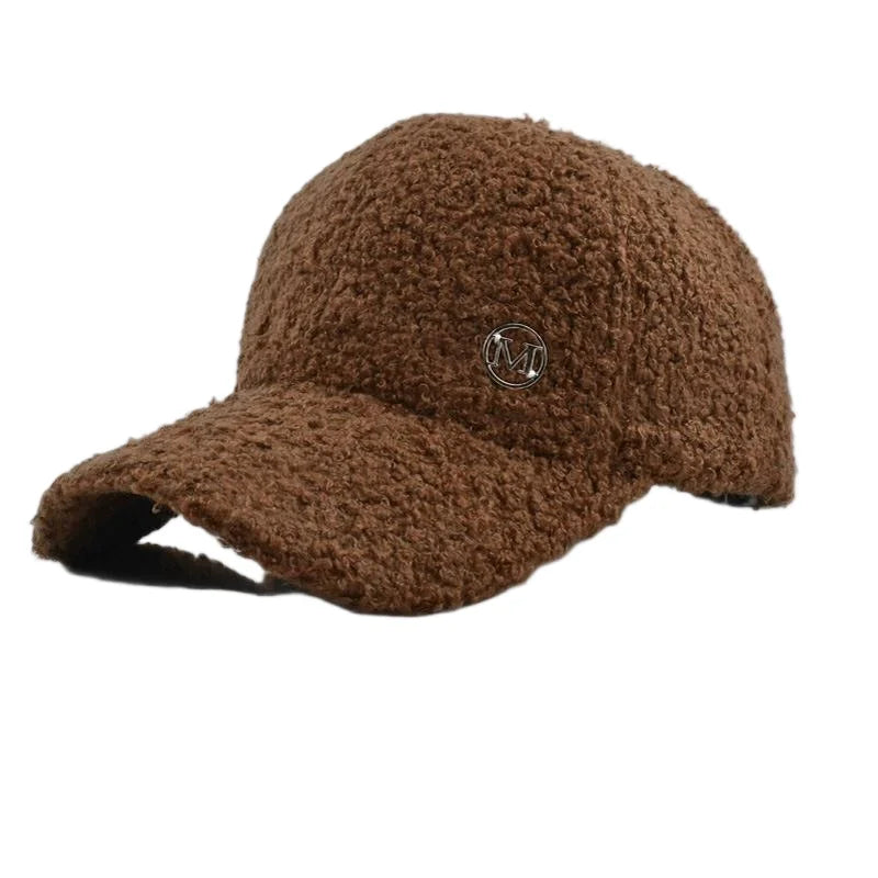 Winter Solid Color M-Label Lamb Wool Baseball Cap for Women, Outdoor Warm Casual Fashion Versatile Plush Duckbill Cap