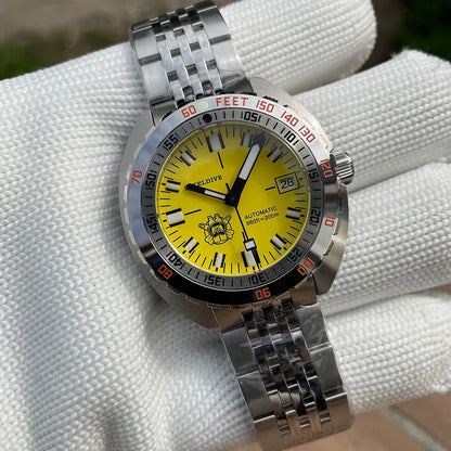 SD1967 Milled Clasp Bracelet Steel Bezel 43mm Steeldive Sapphire Glass 20ATM Water Resistant NH35 Automatic Man Dive Watch