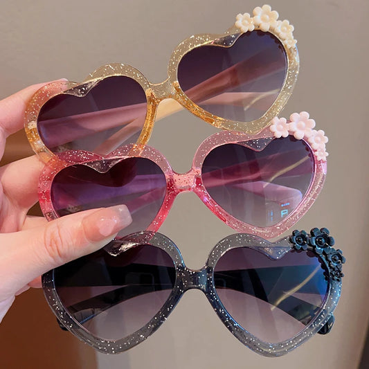 Baby Girls Cute Acrylic Heart Shape Flowers UV400 Sunglasses Children Outdoor Sun Protection Sunglasses Kids Sun Glasses