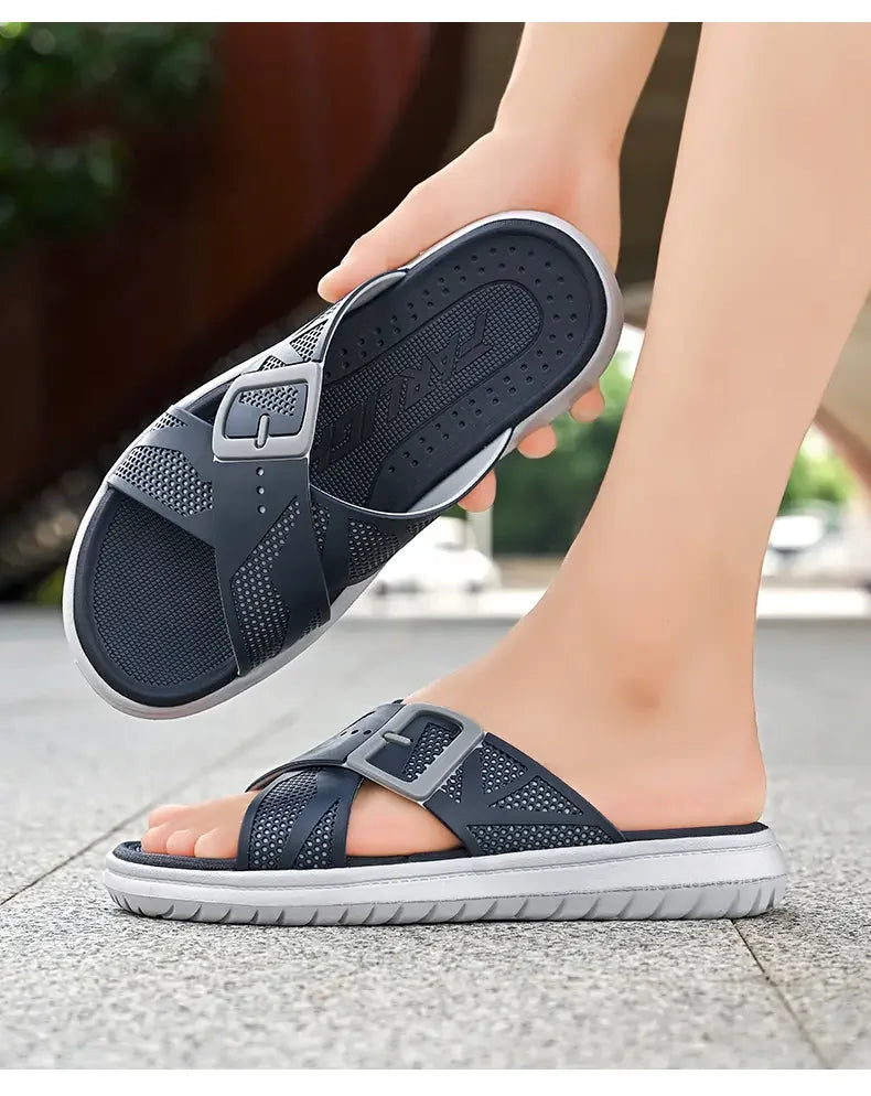 Åndbare sommer-flip-flops til mænd – lette, hurtigtørrende hjemmesko – komfortable indendørs- og udendørs-sandaler – vandtætte strandsko