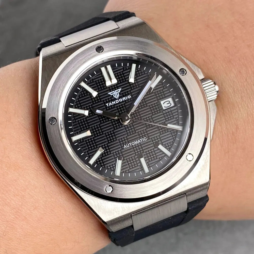 Tandorio Neue schwarze luxuriöse Business-Herrenuhr im Engineer-Stil, mechanisch, Saphirglas, 100m wasserdicht, NH35A Automatikuhren
