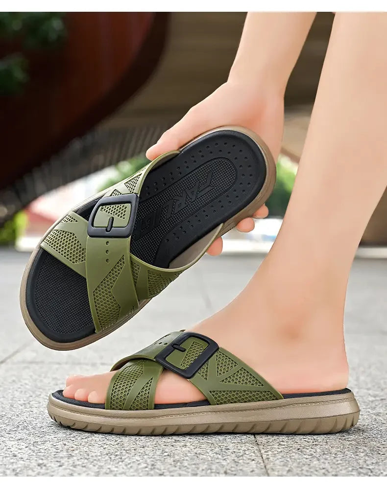 Åndbare sommer-flip-flops til mænd – lette, hurtigtørrende hjemmesko – komfortable indendørs- og udendørs-sandaler – vandtætte strandsko