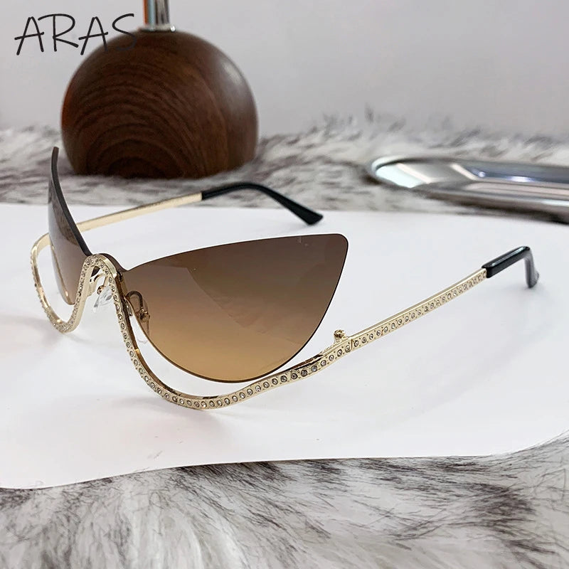 Sexy Cat Eye Rimless Sunglasses Women 2026 Luxury Brand Trendy Rhinestone Sun Glasses Punk Metal Frame Eyewear Outdoor Shades